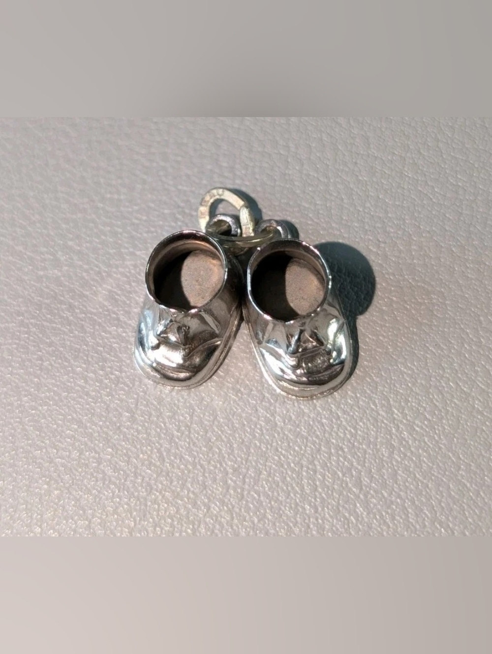 Vintage Silver B Beau Sterling Pair Baby Shoe Booties Small Charm Collectible - Picture 3 of 16